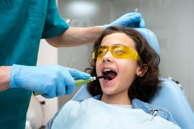 Best Dental Treatment Clinic in Mayur Vihar Phase 3