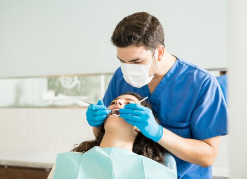 Best Dentist in Phase-3, Mayur Vihar