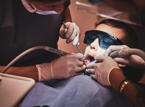 Best Teeth Cement Restoration Centre in New Delhi