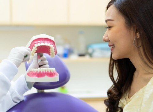 Best Fixed Teeth Crown Centre in Mayur Vihar