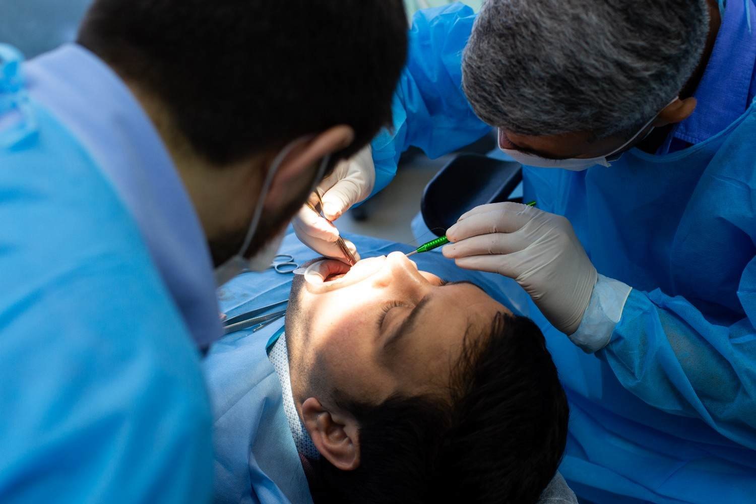 Emergency Dentist in Mayur Vihar