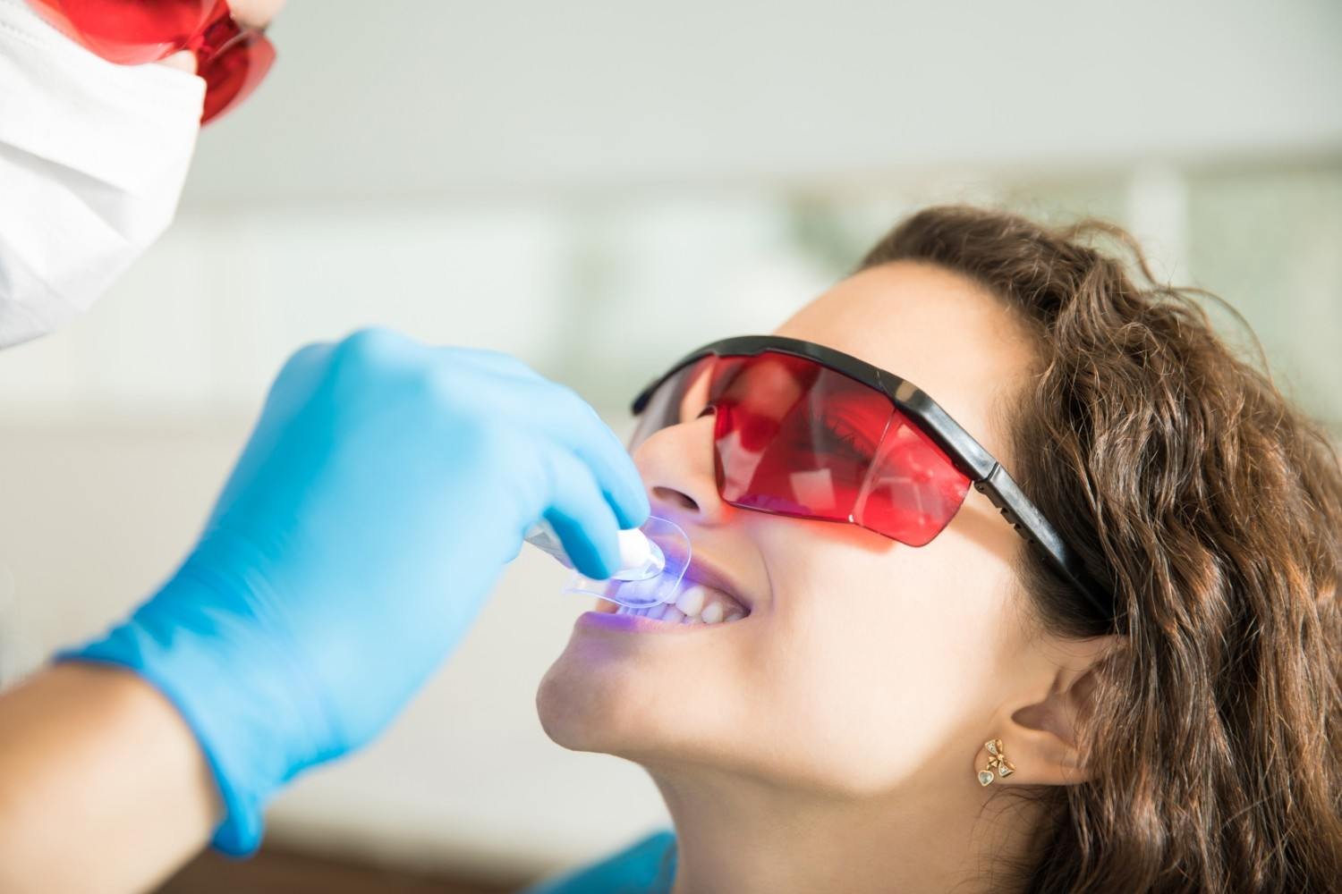 Laser Dental Treatment in East Delhi